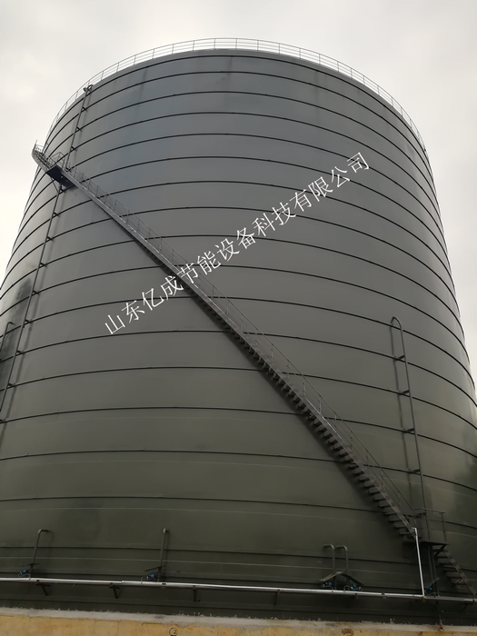 五萬(wàn)噸粉煤灰?guī)?></a></td>
                        </tr>
                      <tr>
                        <td height=